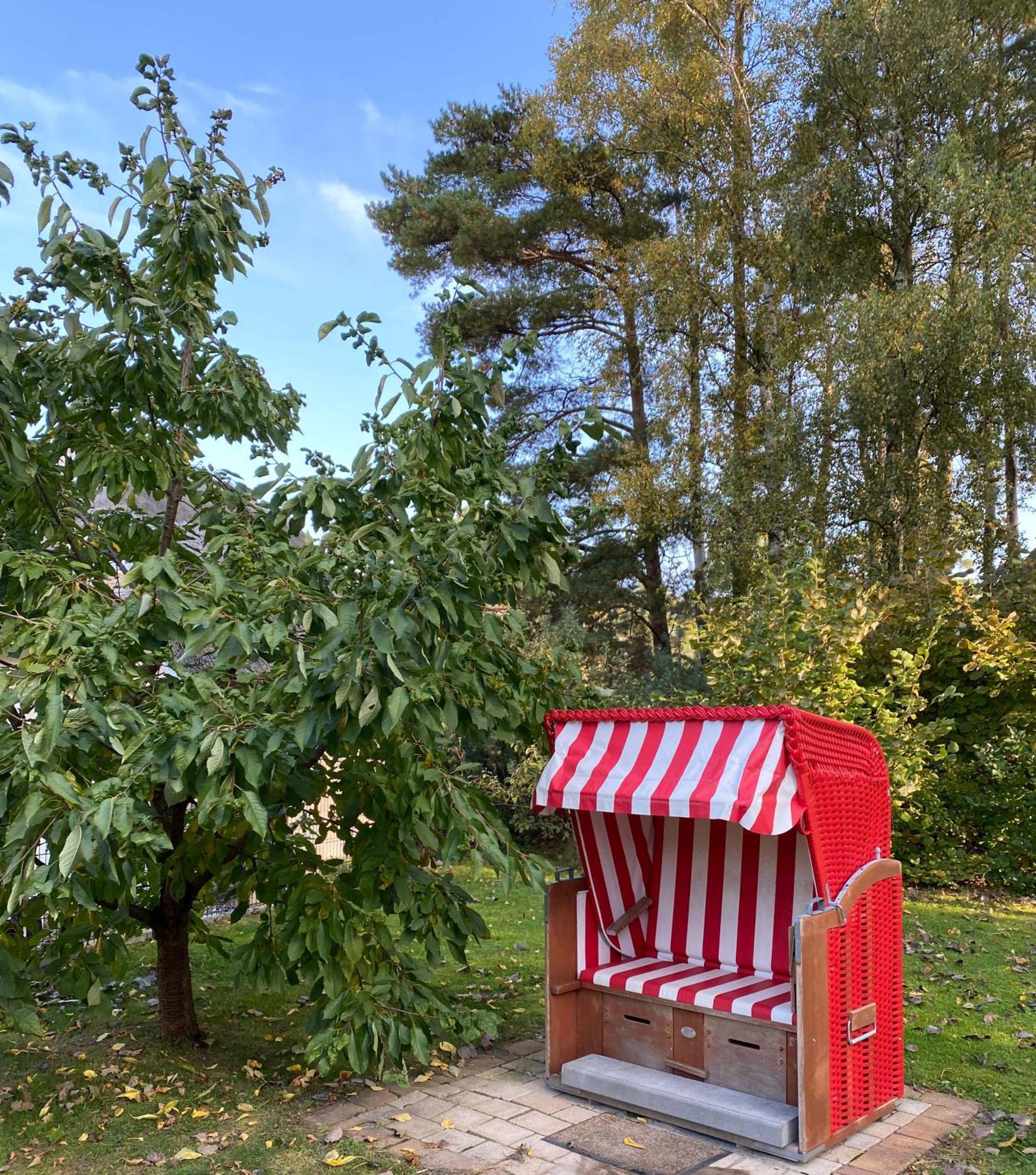 Ferienhaus Greta Glowe Kültér fotó
